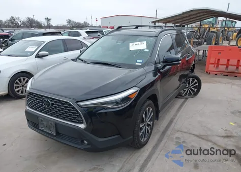 2024 Toyota Corolla Cross Xle z USA, uszkodzony, nr VIN 7MUDAAAGXRV087910